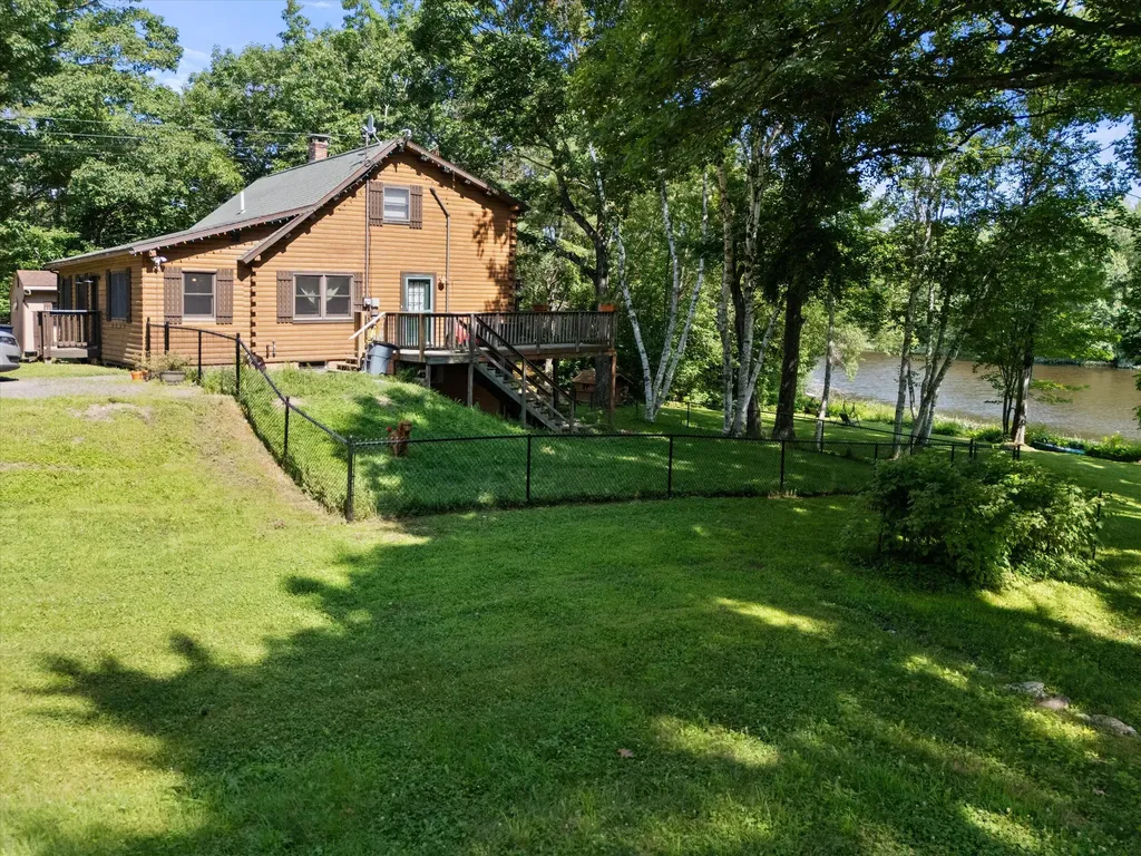 2409 Broadway Bangor ME 04401