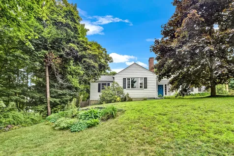 10 Blaine Avenue Augusta ME 04330