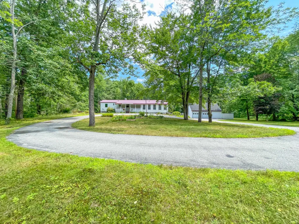 190 Sokokis Trail S Limerick ME 04048
