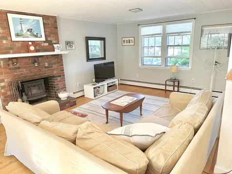 6 Rhonda Drive Scarborough ME 04074