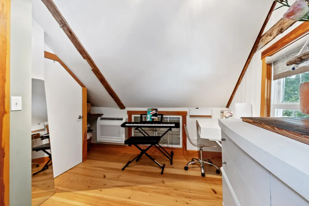 152 Dunns Corner Road Mount Vernon ME 04352
