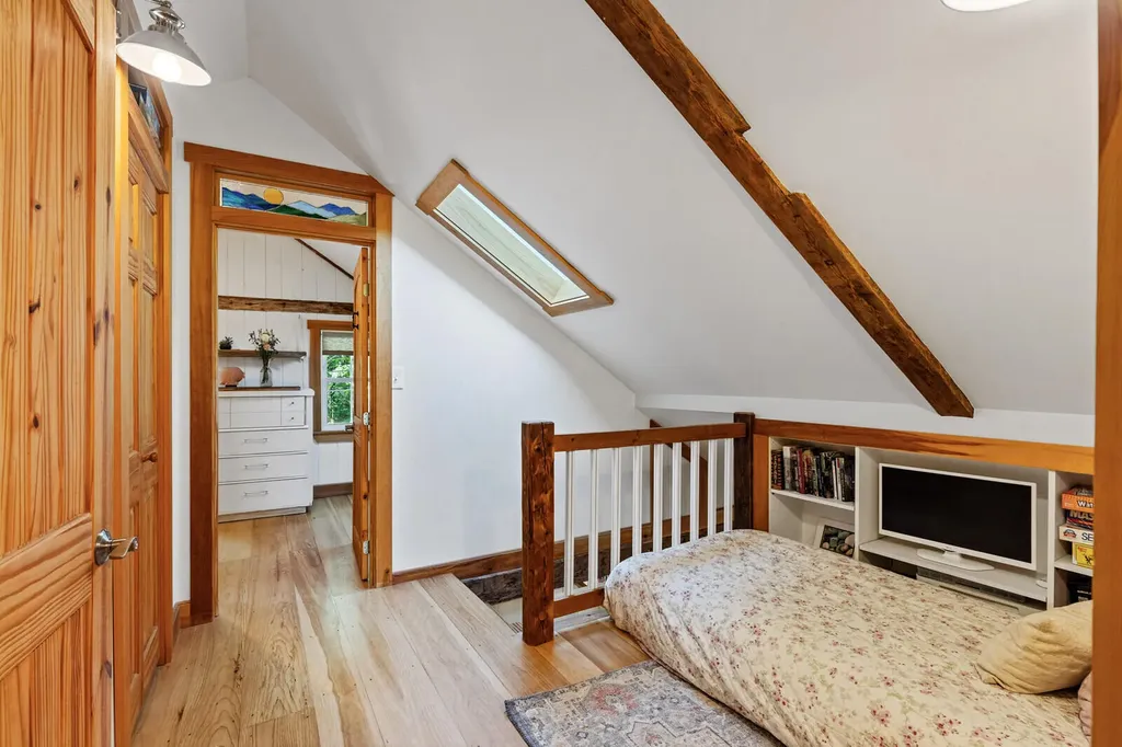 152 Dunns Corner Road Mount Vernon ME 04352