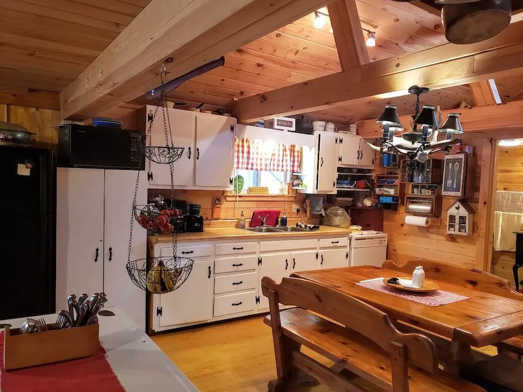 729 Ebeemee Lake Road Ebeemee Twp ME 04414