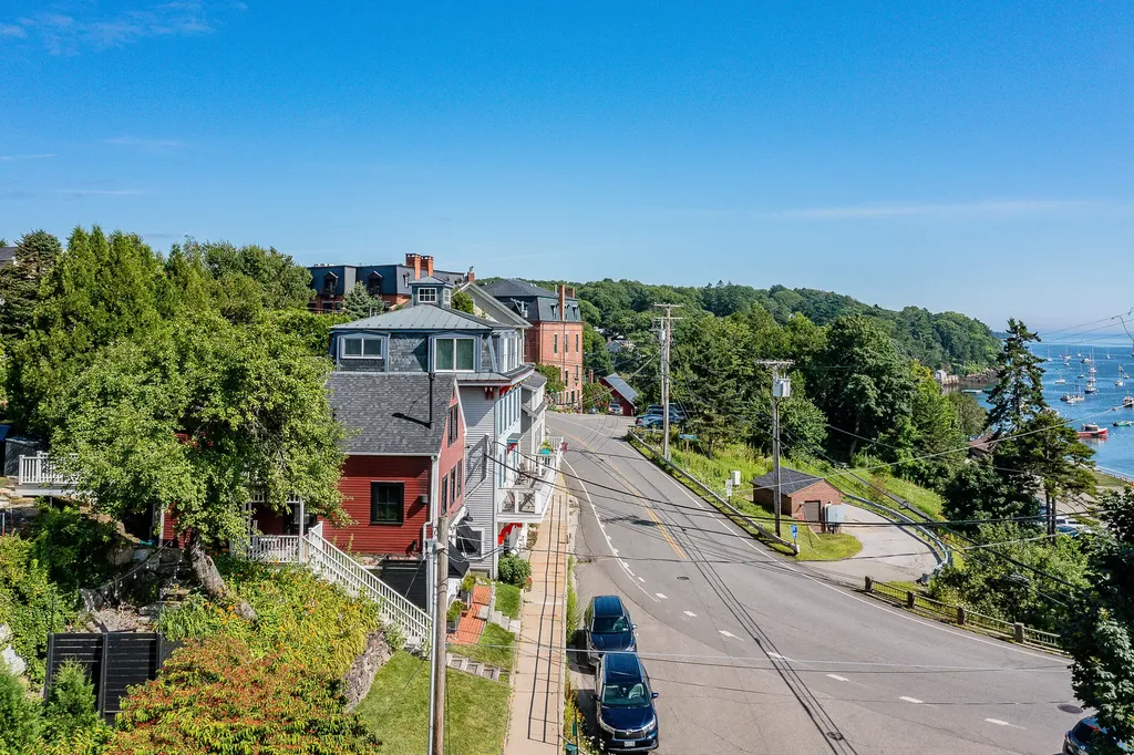 25 Main Street Rockport ME 04856