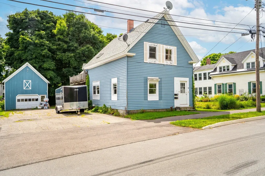 54 Larkin Street Bangor ME 04401