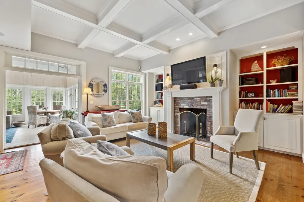 5 Stonewood Lane Kennebunkport ME 04046