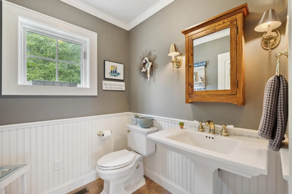 5 Stonewood Lane Kennebunkport ME 04046