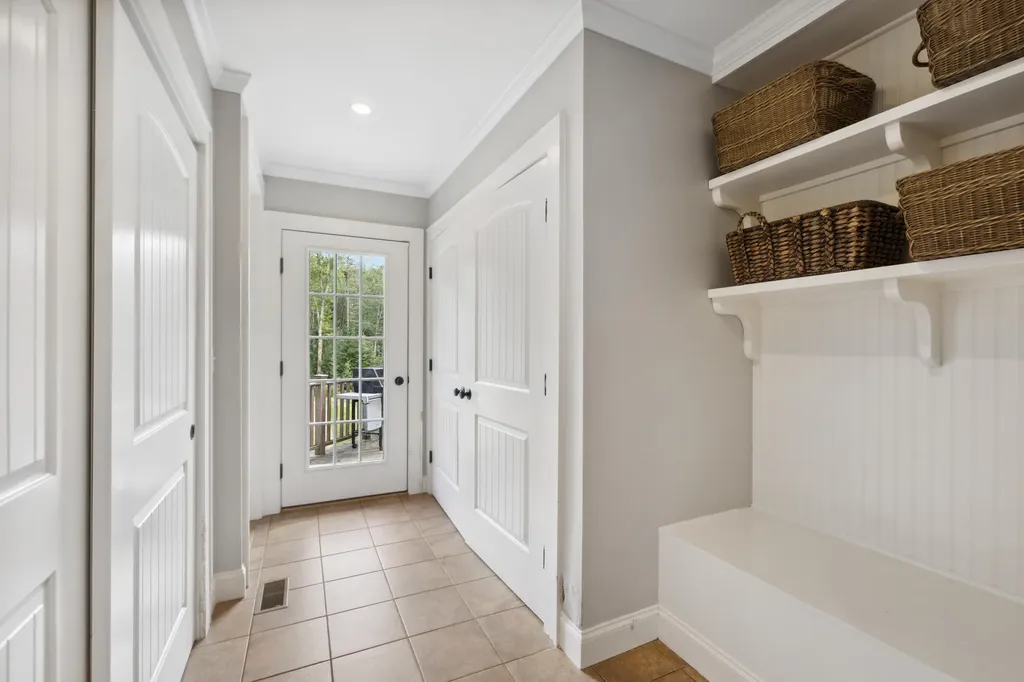 5 Stonewood Lane Kennebunkport ME 04046