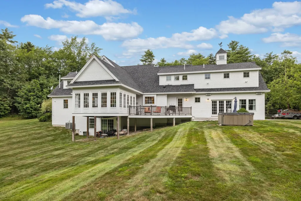 5 Stonewood Lane Kennebunkport ME 04046