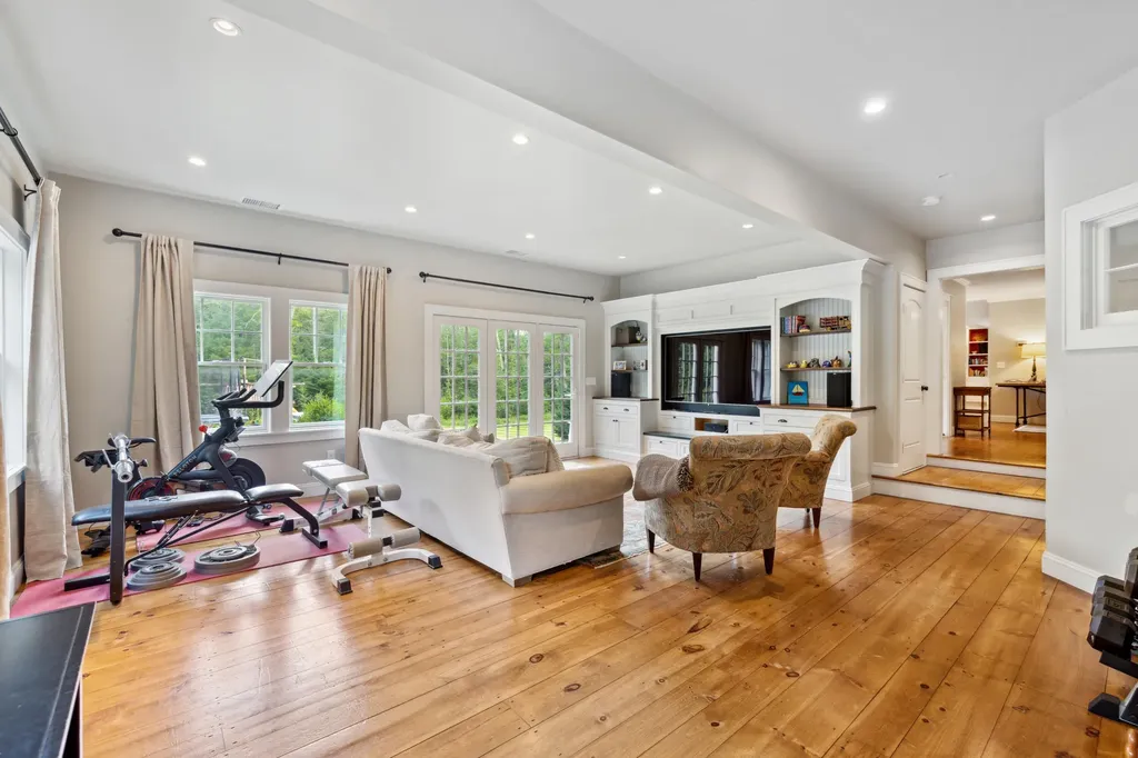 5 Stonewood Lane Kennebunkport ME 04046