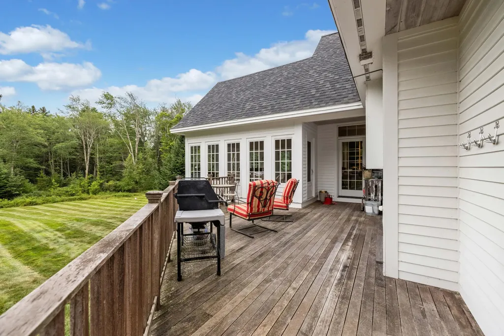 5 Stonewood Lane Kennebunkport ME 04046
