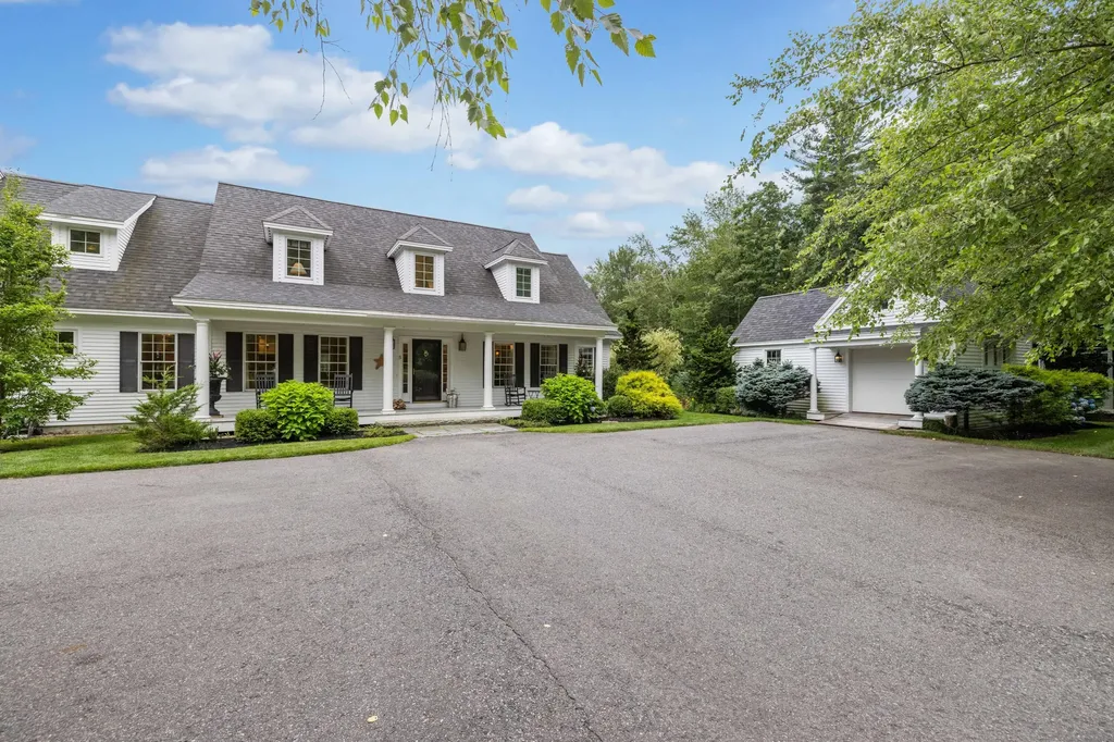 5 Stonewood Lane Kennebunkport ME 04046