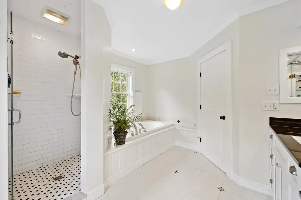 5 Stonewood Lane Kennebunkport ME 04046