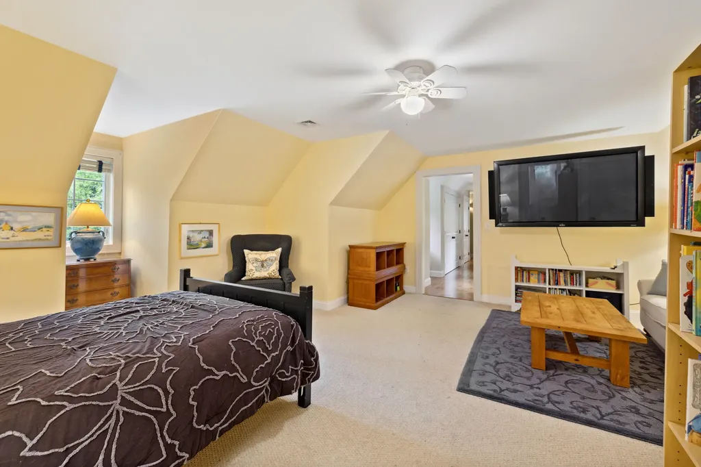 5 Stonewood Lane Kennebunkport ME 04046