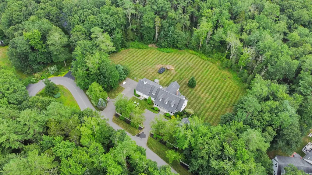 5 Stonewood Lane Kennebunkport ME 04046