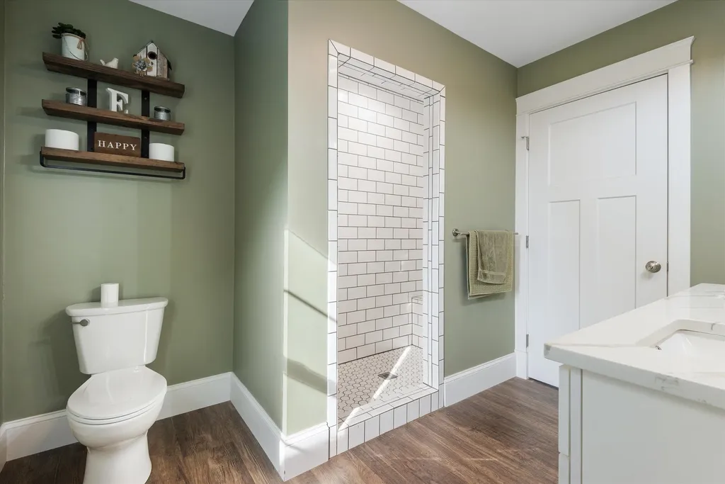 59 Back Winterport Road Hampden ME 04444