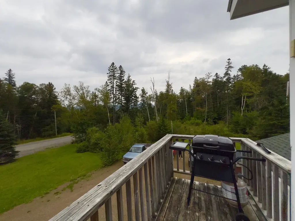 4 Bird's Eye Road Rangeley Plt ME 04970