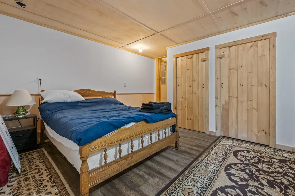 4 Bird's Eye Road Rangeley Plt ME 04970