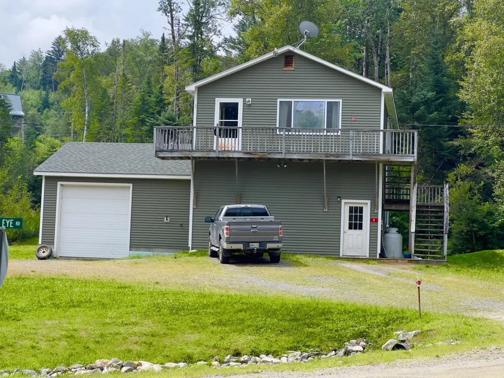 4 Bird's Eye Road Rangeley Plt ME 04970