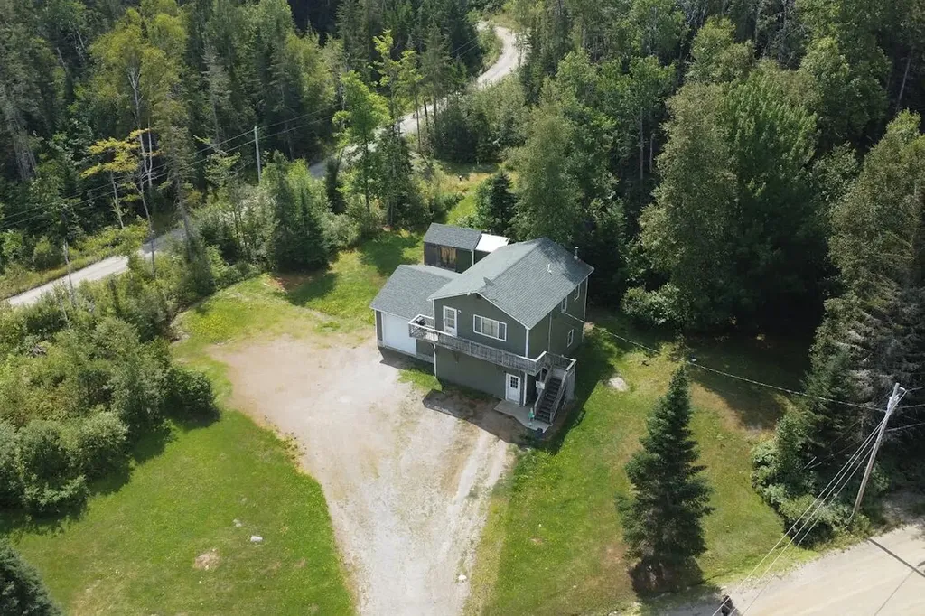 4 Bird's Eye Road Rangeley Plt ME 04970