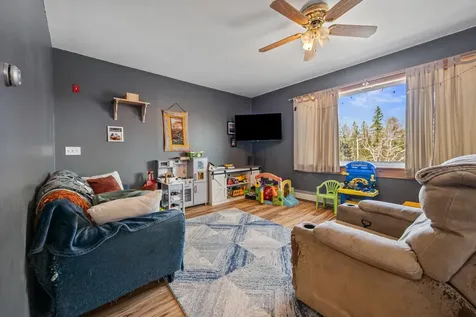 4 Bird's Eye Road Rangeley Plt ME 04970