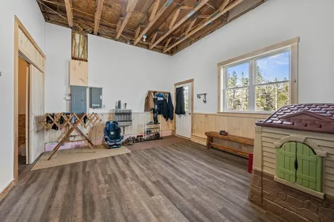 4 Bird's Eye Road Rangeley Plt ME 04970