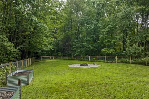 93 Orchard Road Cumberland ME 04021