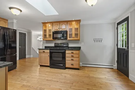93 Orchard Road Cumberland ME 04021