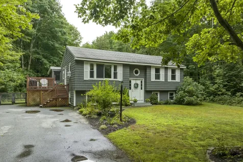 93 Orchard Road Cumberland ME 04021