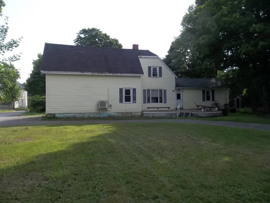 3 Spring Street Calais ME 04619