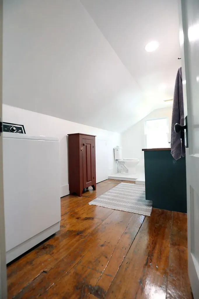 2 Hubbard Lane Hallowell ME 04347