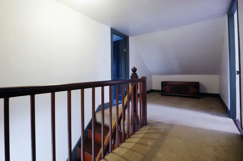 2 Hubbard Lane Hallowell ME 04347