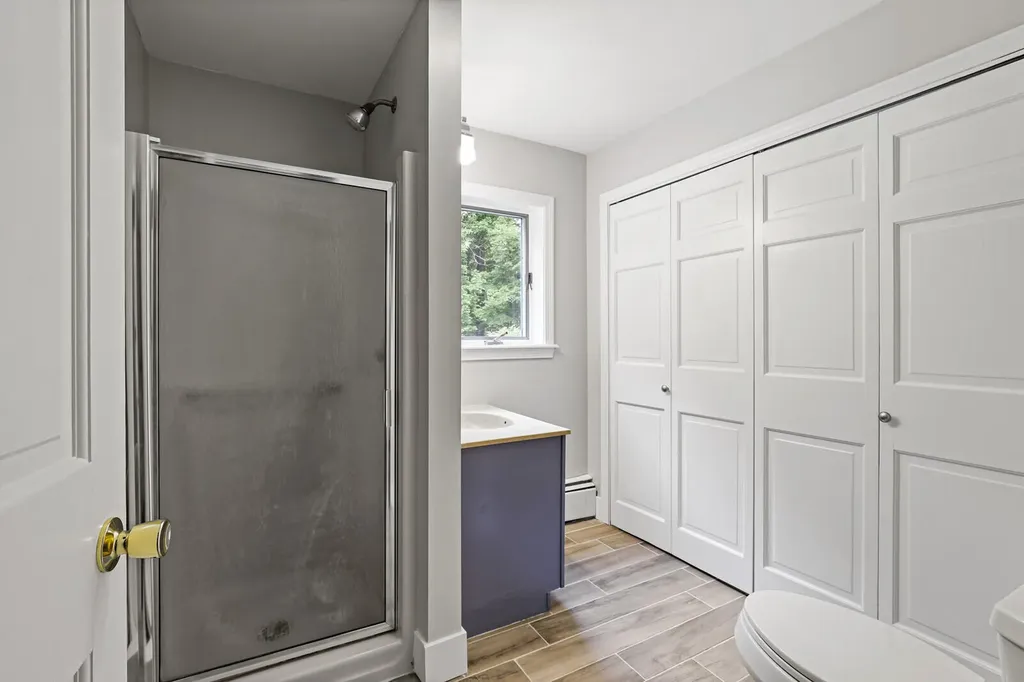 5 Andrew Terrace Oakland ME 04963