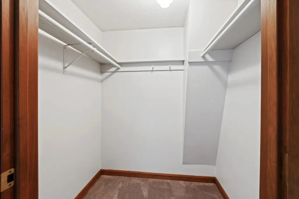 5 Andrew Terrace Oakland ME 04963