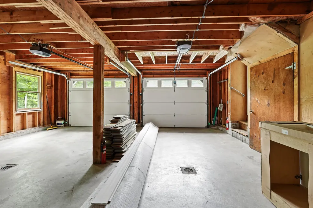 5 Andrew Terrace Oakland ME 04963