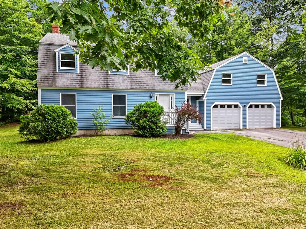 5 Andrew Terrace Oakland ME 04963