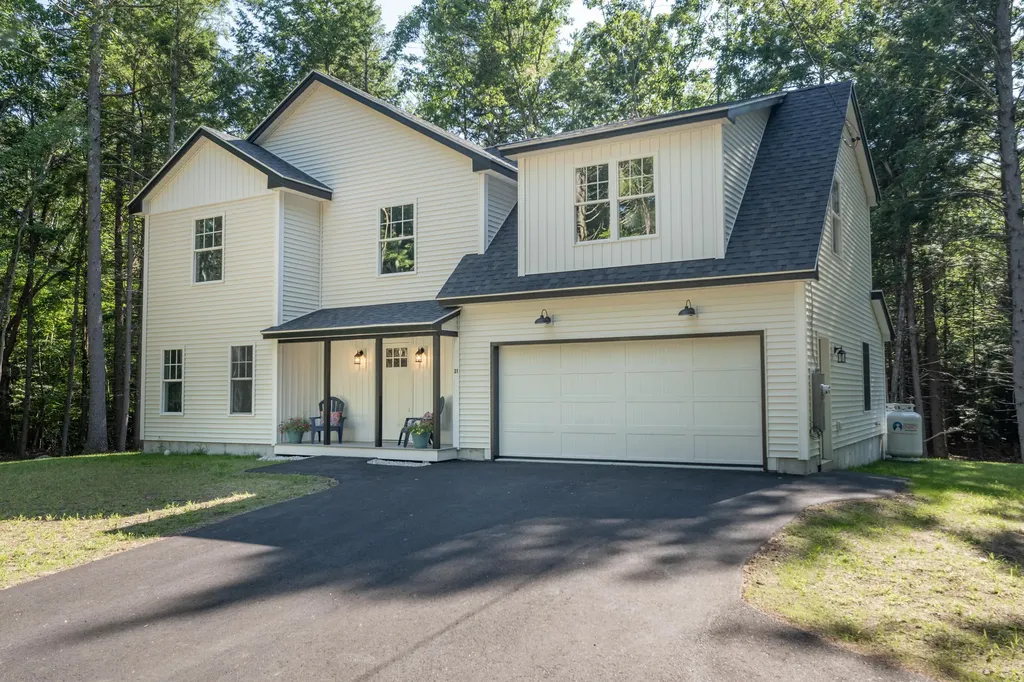21 Joe's Road Windham ME 04062