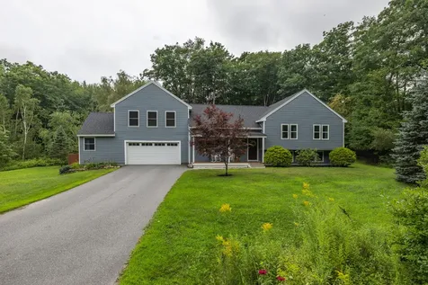 5 Lovers Lane Topsham ME 04086