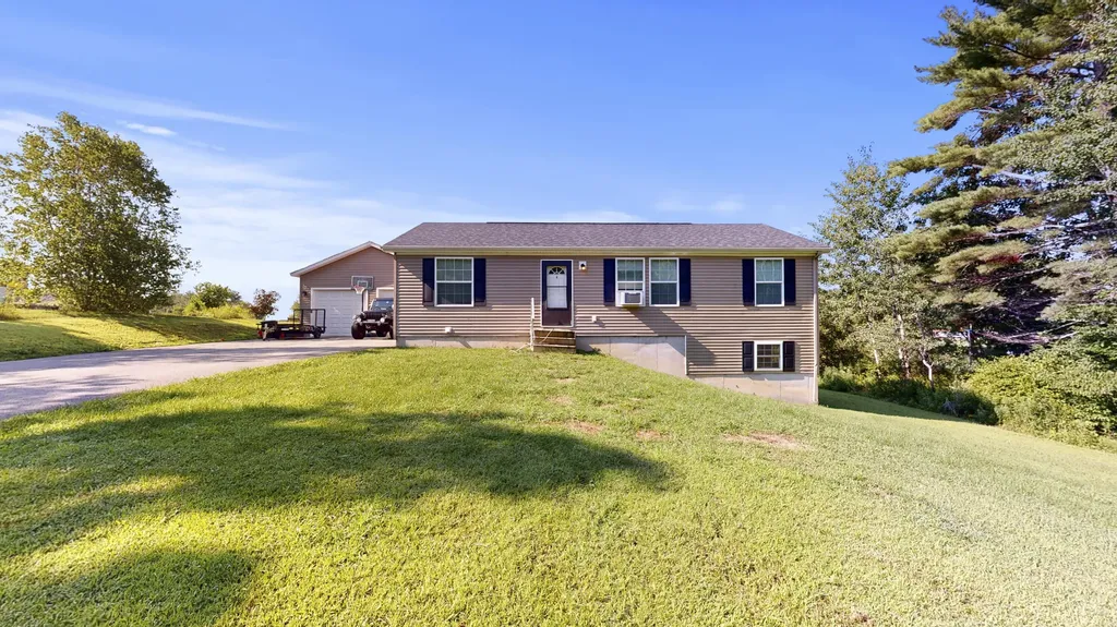 61 Lorelie Drive Sabattus ME 04280