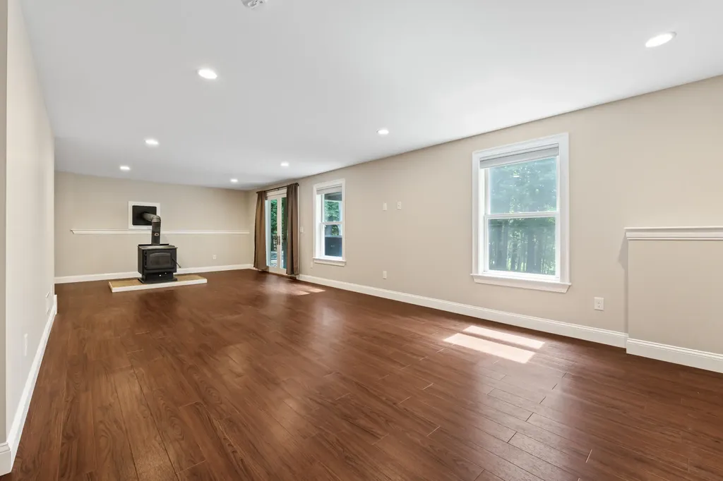 46 Hooper Shores Road York ME 03909