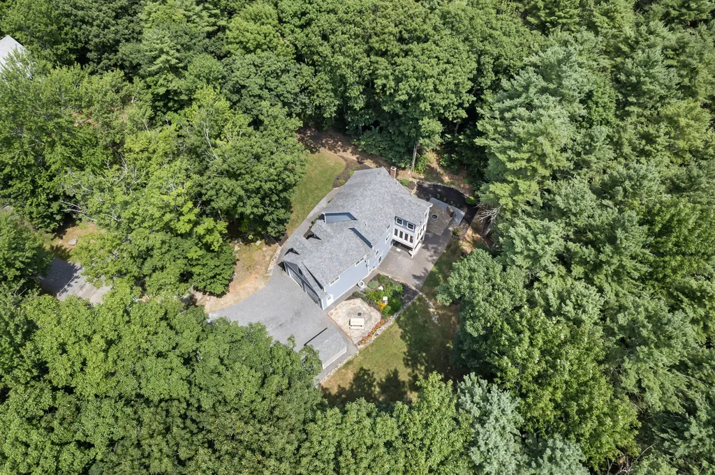 46 Hooper Shores Road York ME 03909