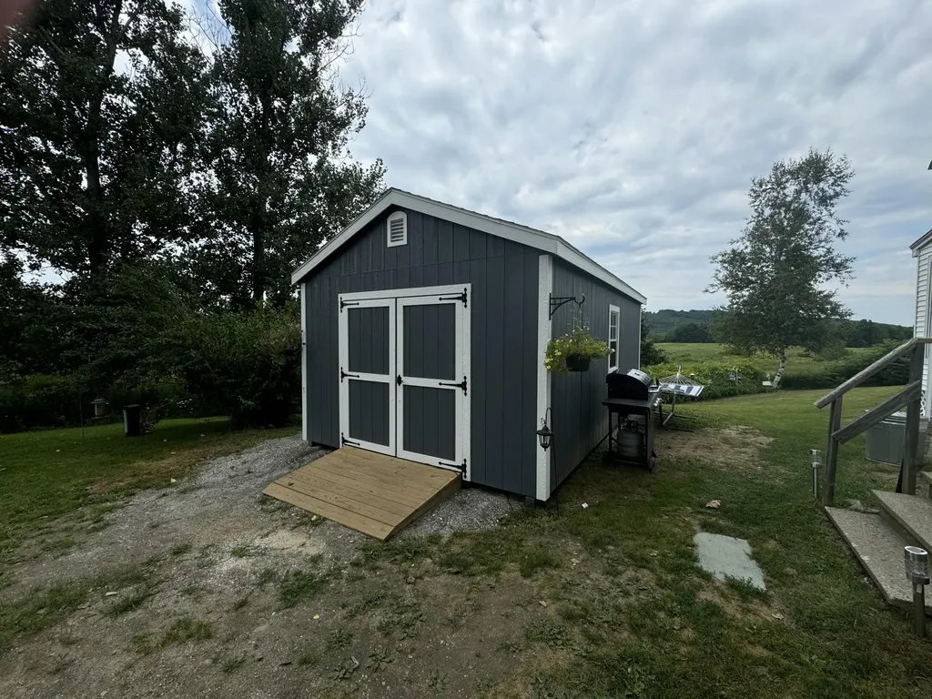 822 Gardiner Road Wales ME 04280