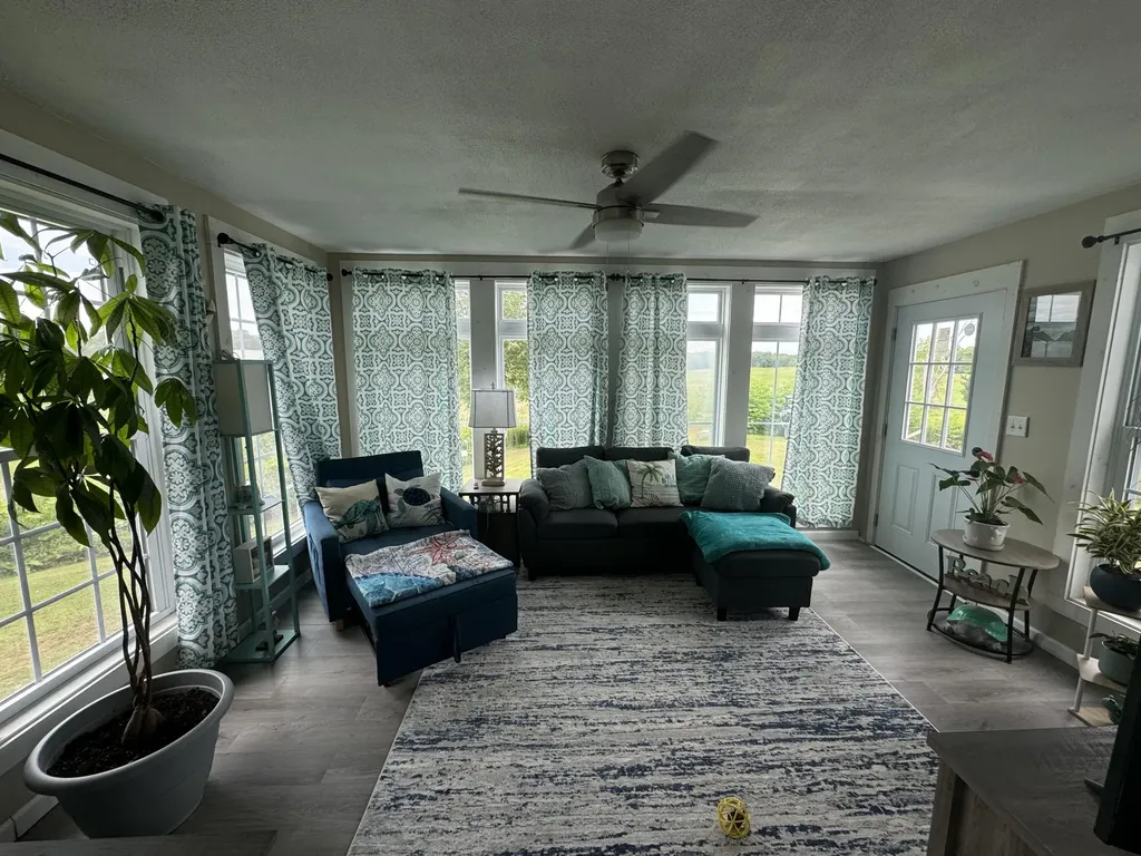 822 Gardiner Road Wales ME 04280