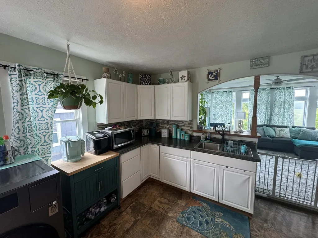 822 Gardiner Road Wales ME 04280