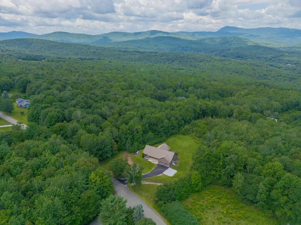 101 Shawnee Drive Farmington ME 04938