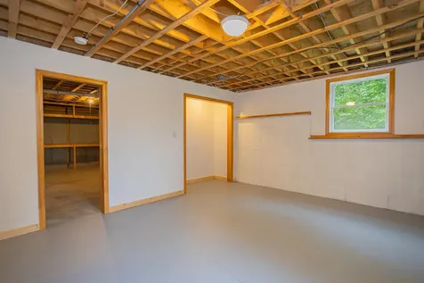 101 Shawnee Drive Farmington ME 04938