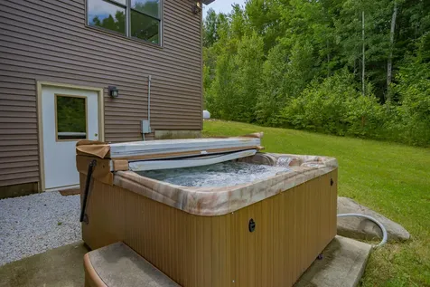 101 Shawnee Drive Farmington ME 04938