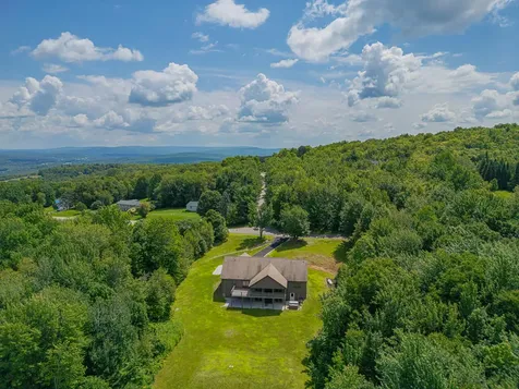 101 Shawnee Drive Farmington ME 04938