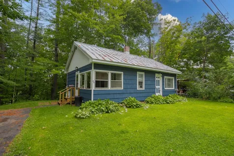 26 Mount Pleasant Avenue Skowhegan ME 04976
