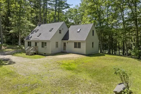 41 Massasoit Road Boothbay ME 04537